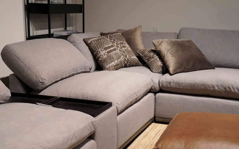 Notus Modern Motion Sectional Sofa